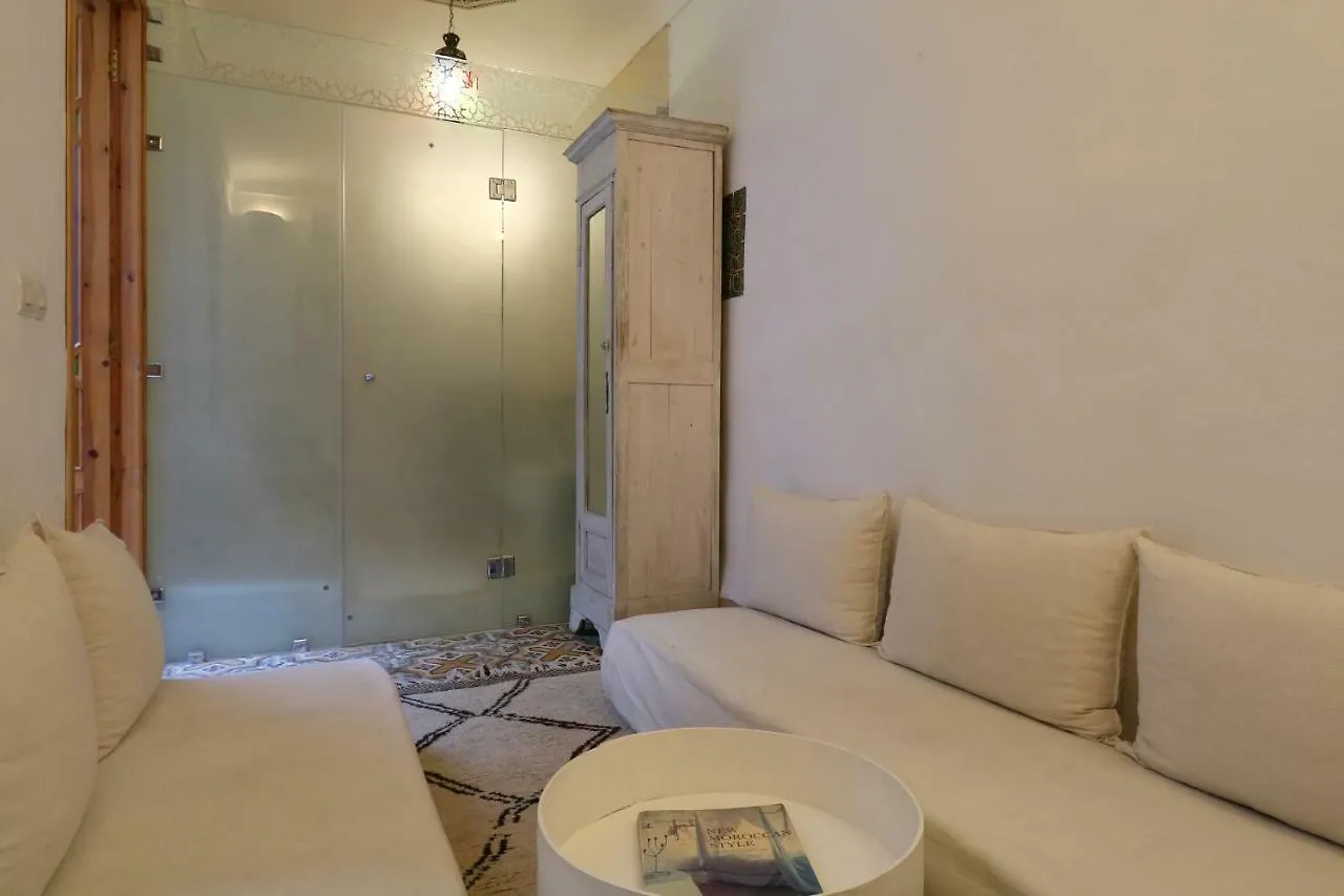 Alojamento de Acomodação e Pequeno-almoço Riad Moulaty Marraquexe